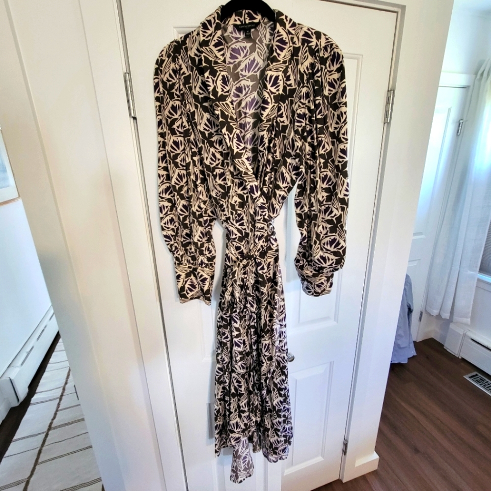 FLORAL WRAP DRESS